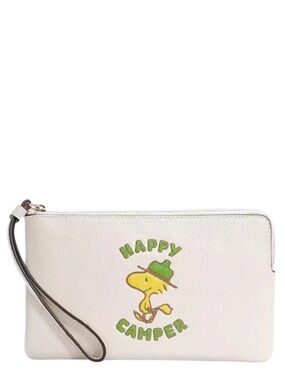 Coach X Peanuts Large Corner Zip Wristlet With Woodstock
